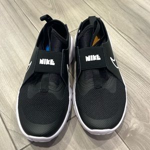 Brand new boys Nike shoes